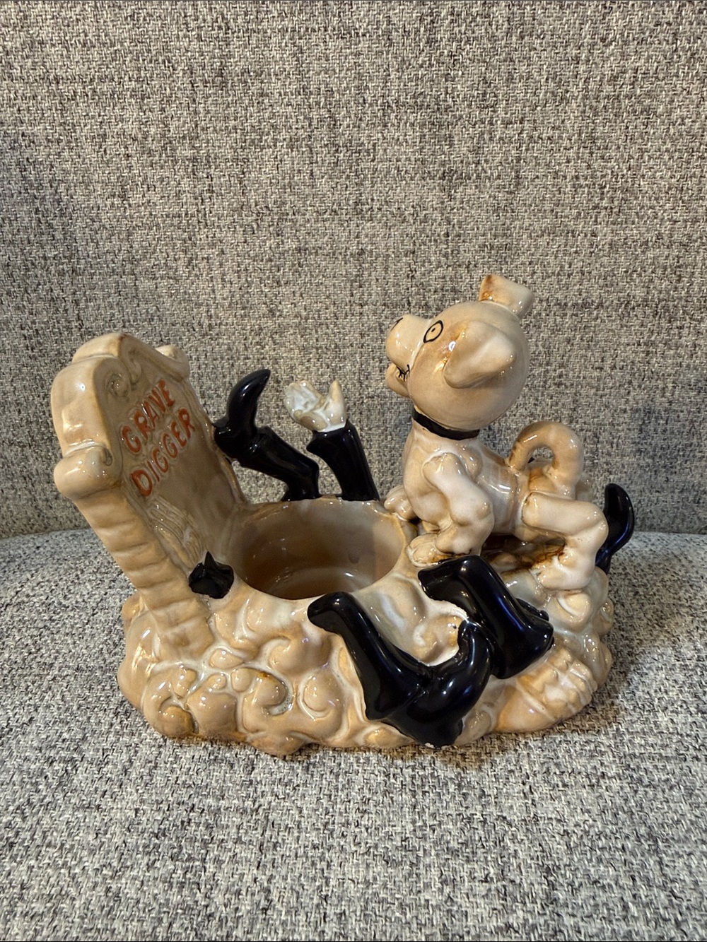 RETIRED Yankee Candle Boney Bunch Grave Digger Tealight Holder - NWT